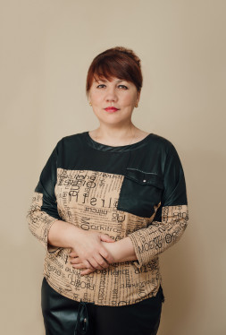Лазовик Надежда Михайловна.