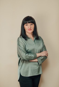 Ахмедова Неля Владимировна.